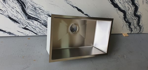 Steel Sink 30x18x10 - Image 2